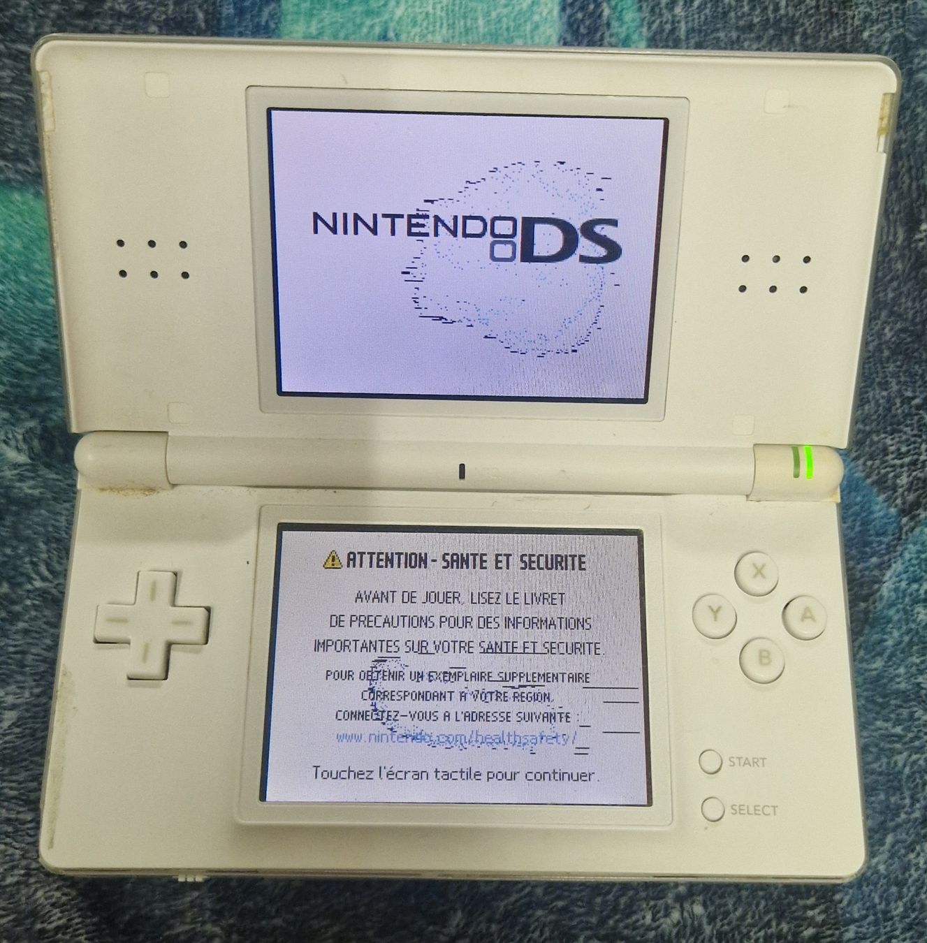 Nintendo Konsolen: Console Nintendo DS Lite blanche  – Gebraucht aus Villars-sur-Glâne von MrLobTec