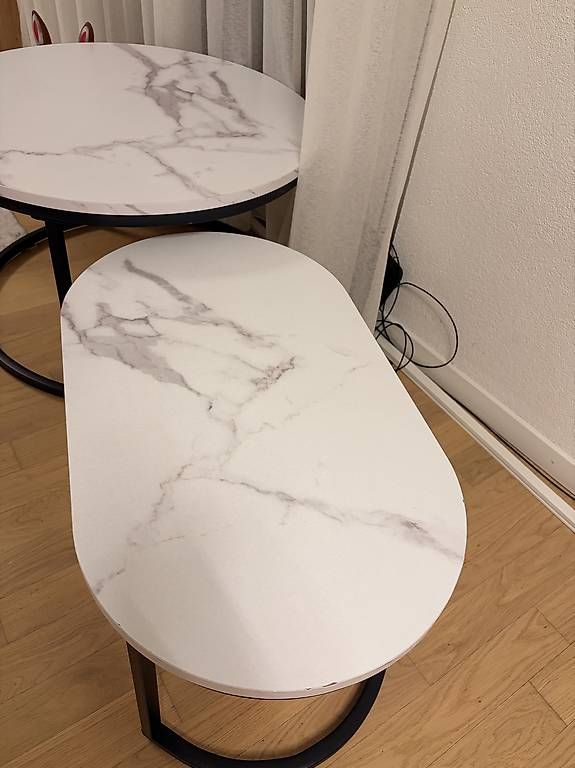 Tischset: Les table plus chaises – Gebraucht aus Renens VD von edo_btn2