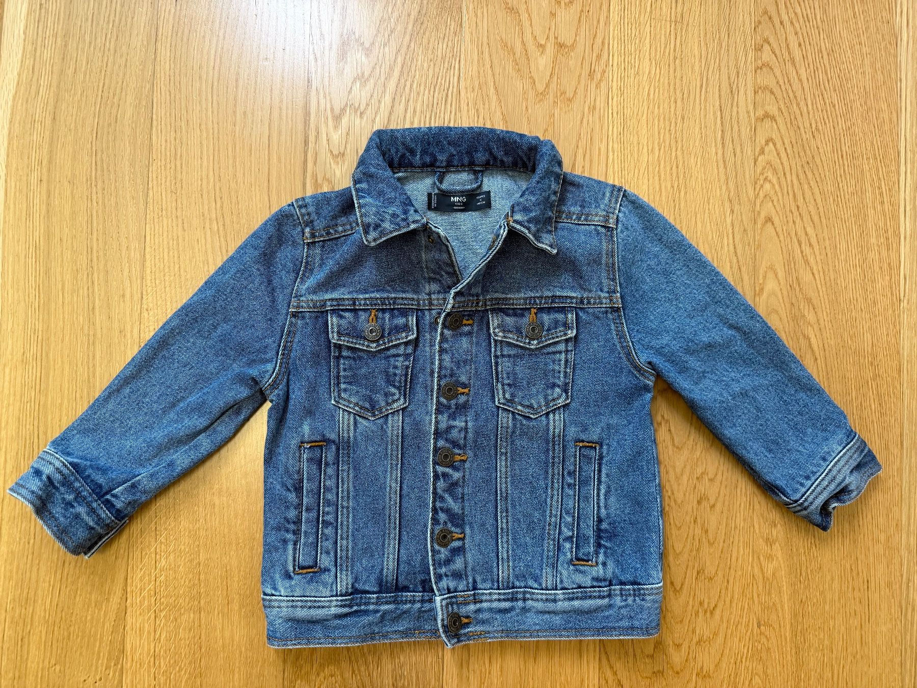 Mango Giacche & Cappotti: Jeansjacke Mango Gr. 110 (5 J) – Usato da Uetikon am See venduto da Fraufox1