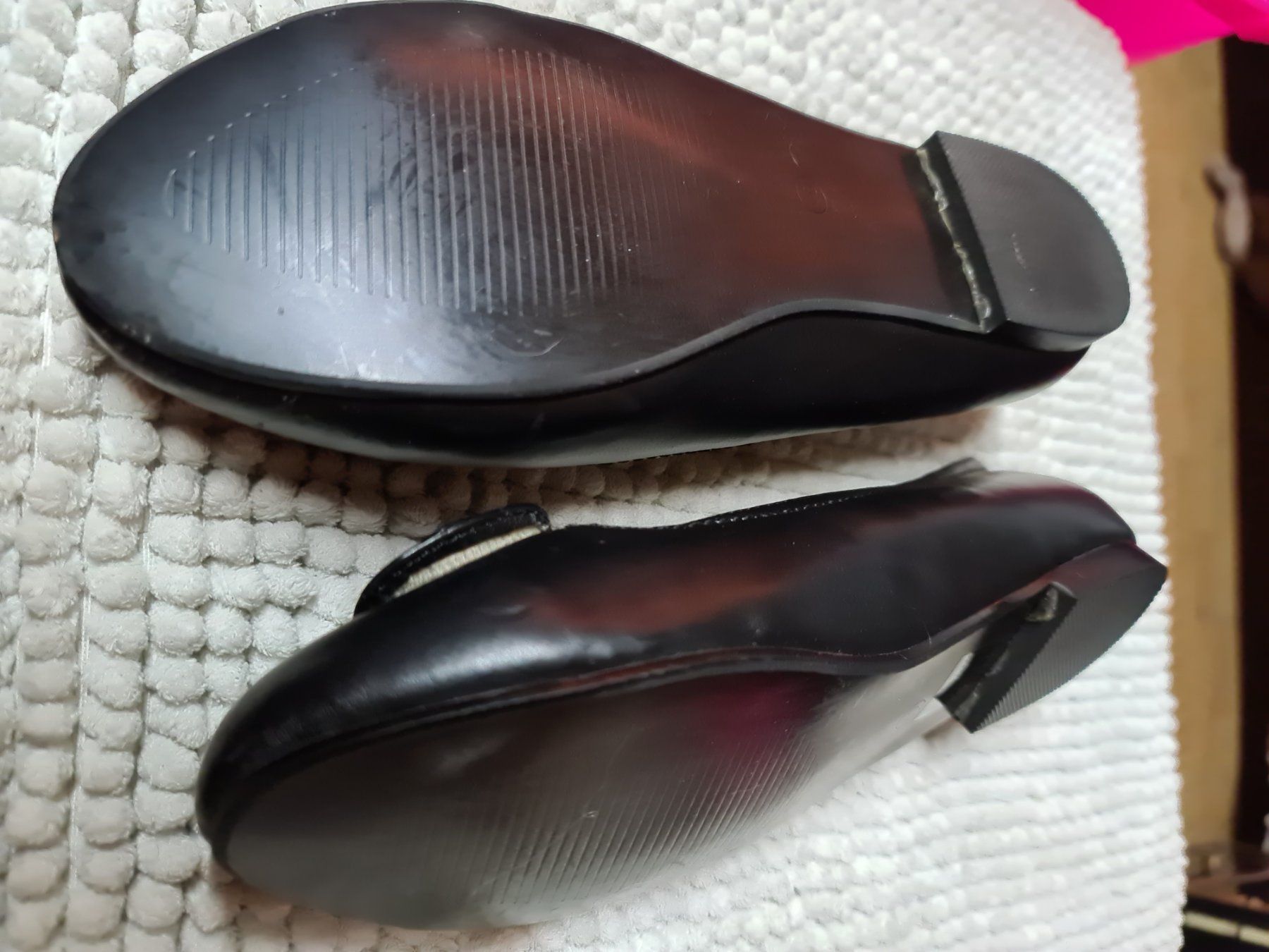 Damenschuhe: Ballerinas – Neu (gemäss Beschreibung) aus Bellerive VD von Hermes5 1