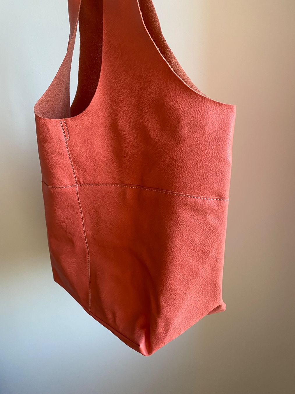Mango Taschen für Damen: Sac cabas Mango cuir corail bon état – Neu (gemäss Beschreibung) aus Zürich von yam_29rj 1