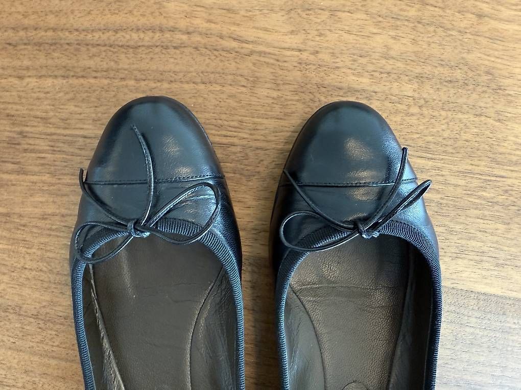 Chaussures femmes: Unützer Ballerina, gr.37 – D'occasion à Hofstetten SO par Katharina_Nina_Nina 1