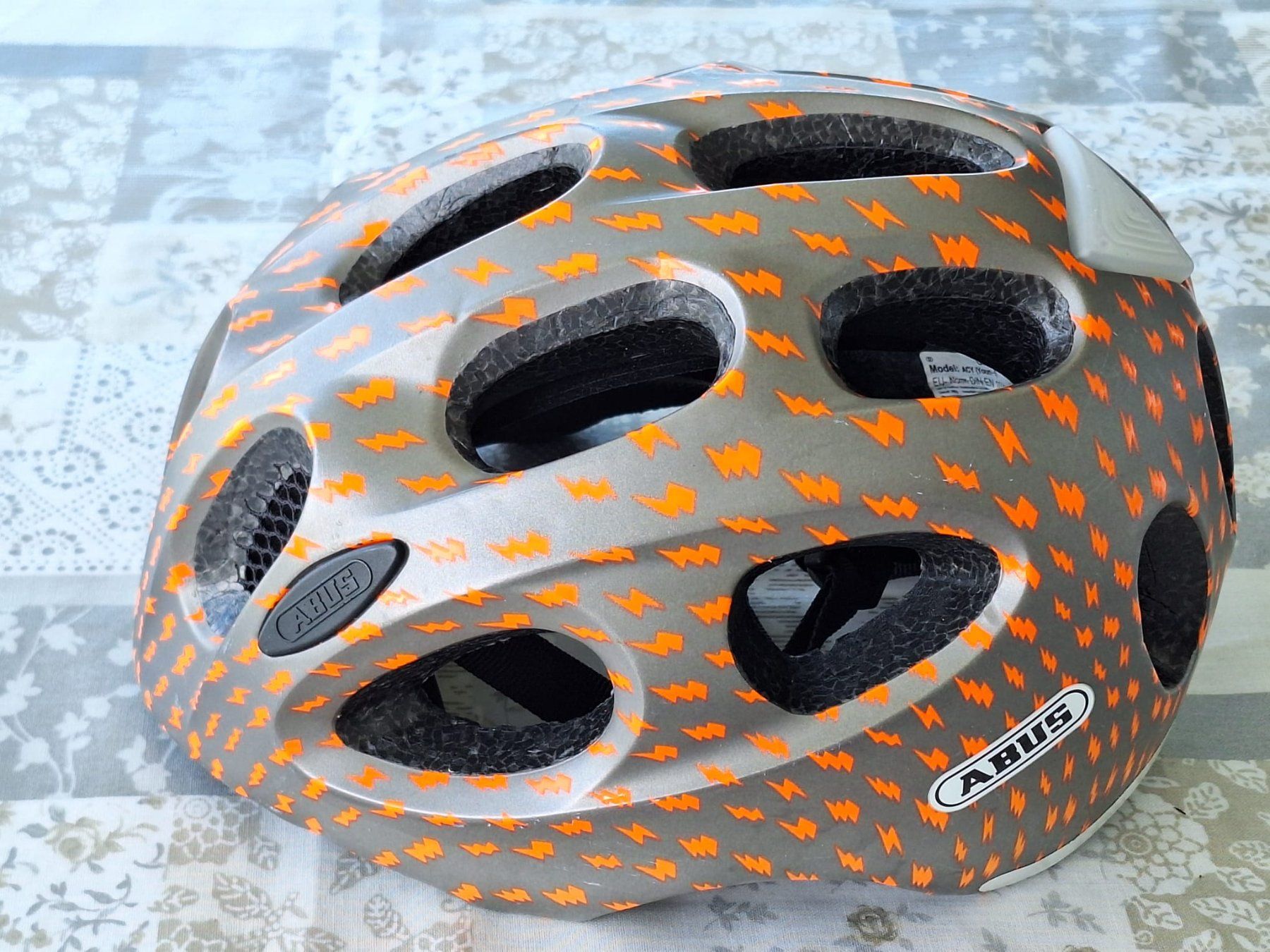 Abus Caschi: Velohelm Kinder Gr. 52-57 – Usato da Emmenbrücke venduto da thewi52 1