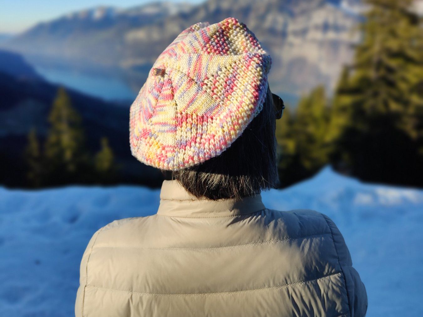 Copricapi, berretti & cappellini: Béret, Einzelstück, handgestrickt – Nuovo e nell'imballaggio originale da Rümlang venduto da 21f 5