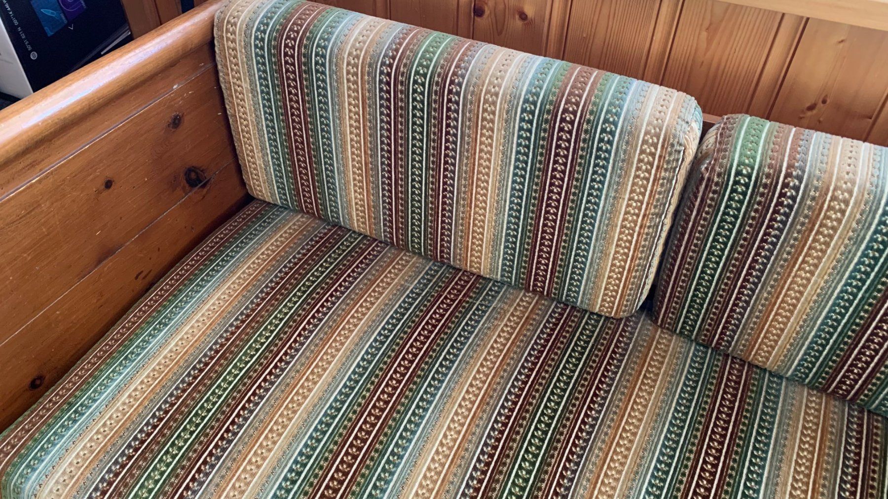 Divani: Sehr altes Sofa – Usato da Frutigen venduto da Gehrihorn 2
