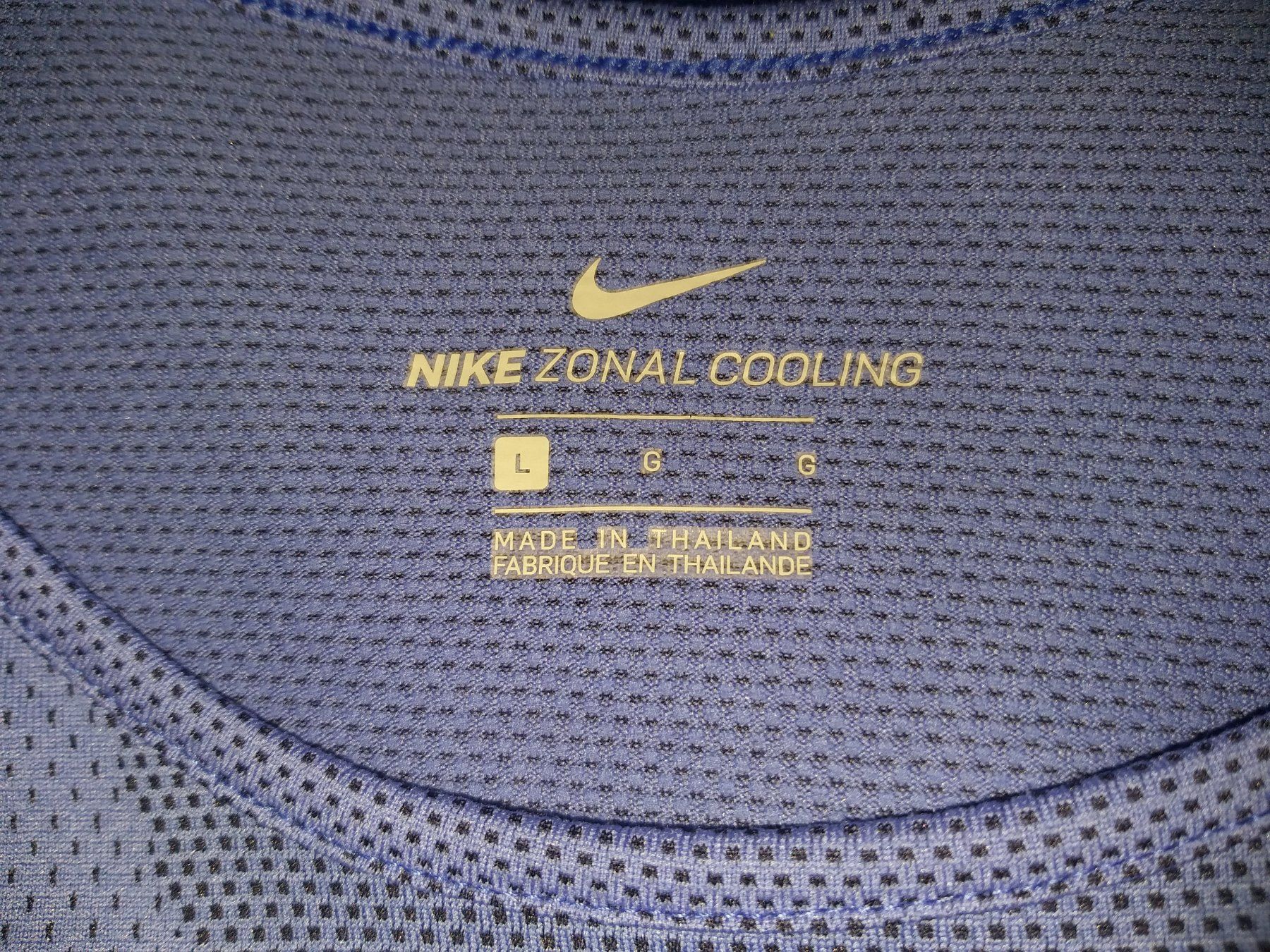 Nike T-shirt: Shirt NIKE    Taille / Grosse L – Usato da Cossonay-ville venduto da Super-Price-Quality 9