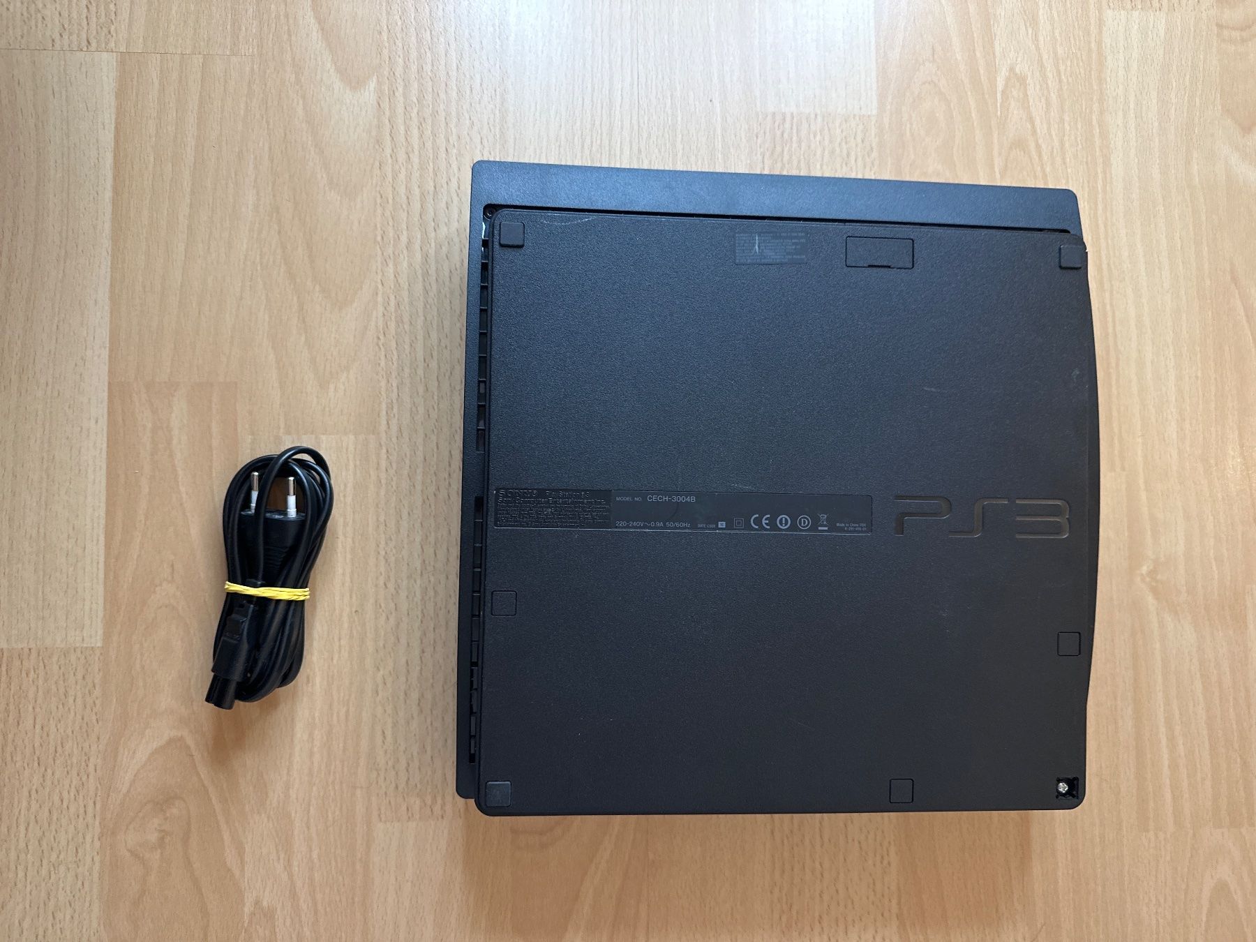 Sony Console: PS3 Slim Konsole ohne Zubehör – Usato da St.gallen venduto da taduz 1