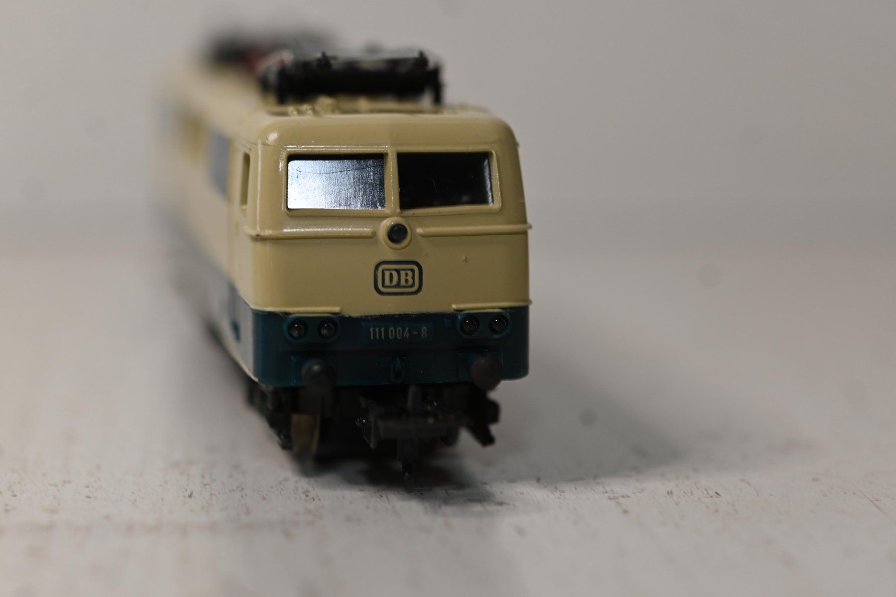 Lima Modellini di ferrovie: Lima DB BR 111 004-8 H0/DC läuft – Usato da Laupen ZH venduto da Zmoewe 6