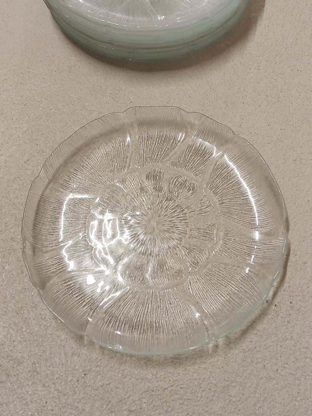 Set di piatti: Glas Geschirr Arcoroc Fleur (17 Teile) – Usato da Zürich venduto da danihell 3