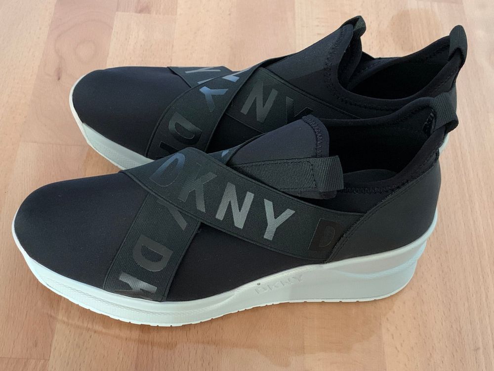 Elegantes Dkny Sneaker Damen Ebenbild