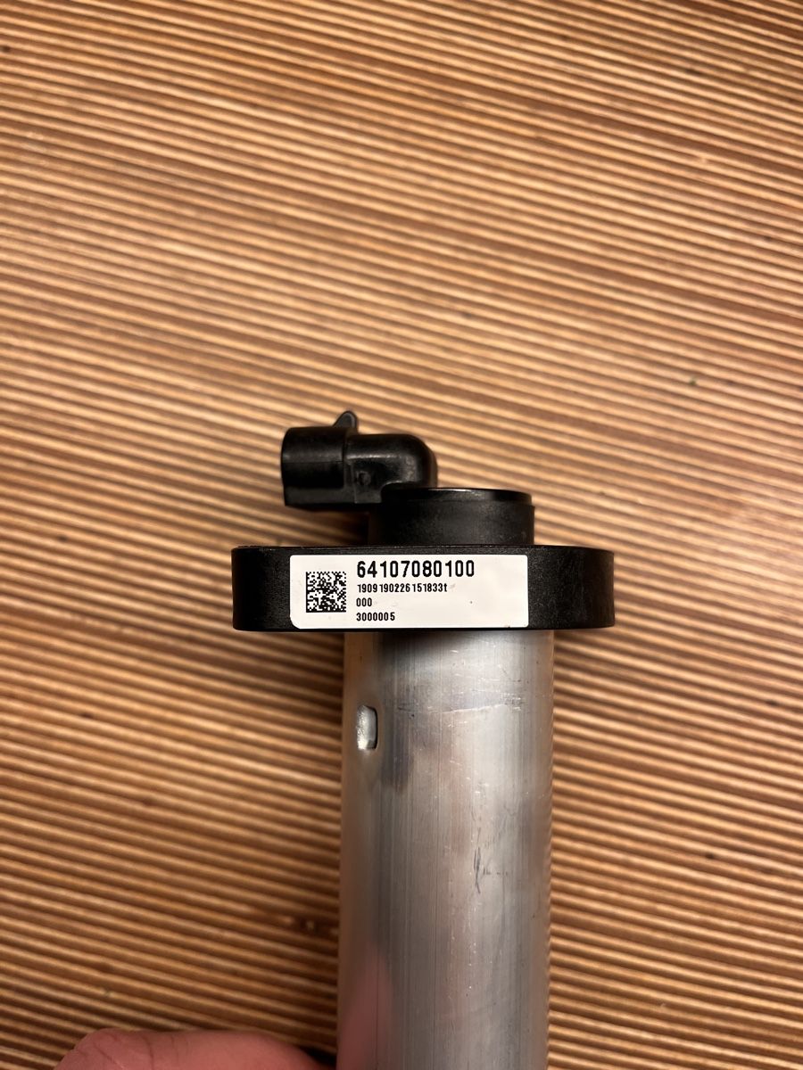 KTM Tutti i ricambio per moto: Benzinstandsensor KTM Duke 790 890 – Usato da Mauensee venduto da axcad22 1