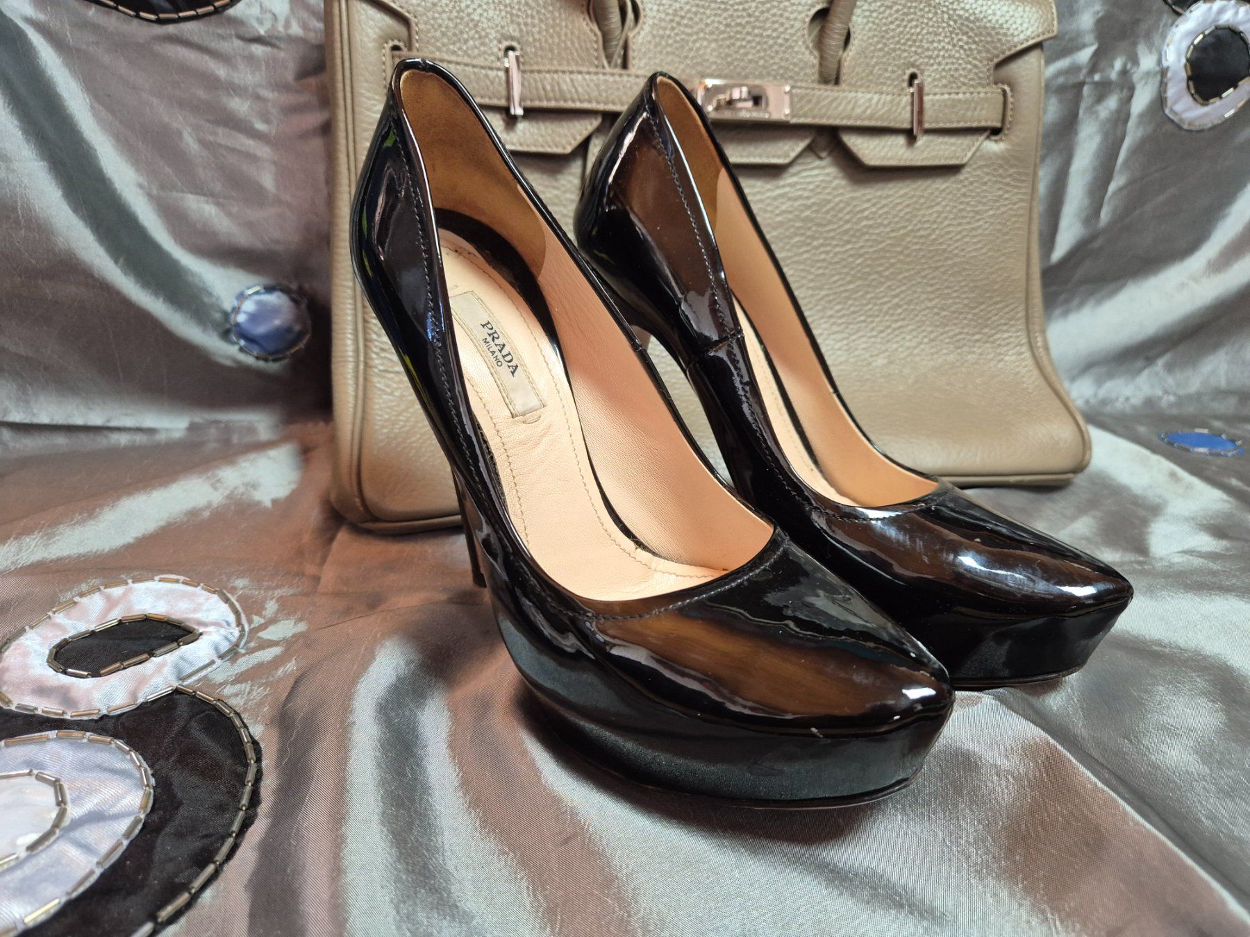Prada Scarpe da donna: PRADA escarpins en cuir Prada - taille: EU 36 – Usato da Essertes venduto da onezoneplay 2