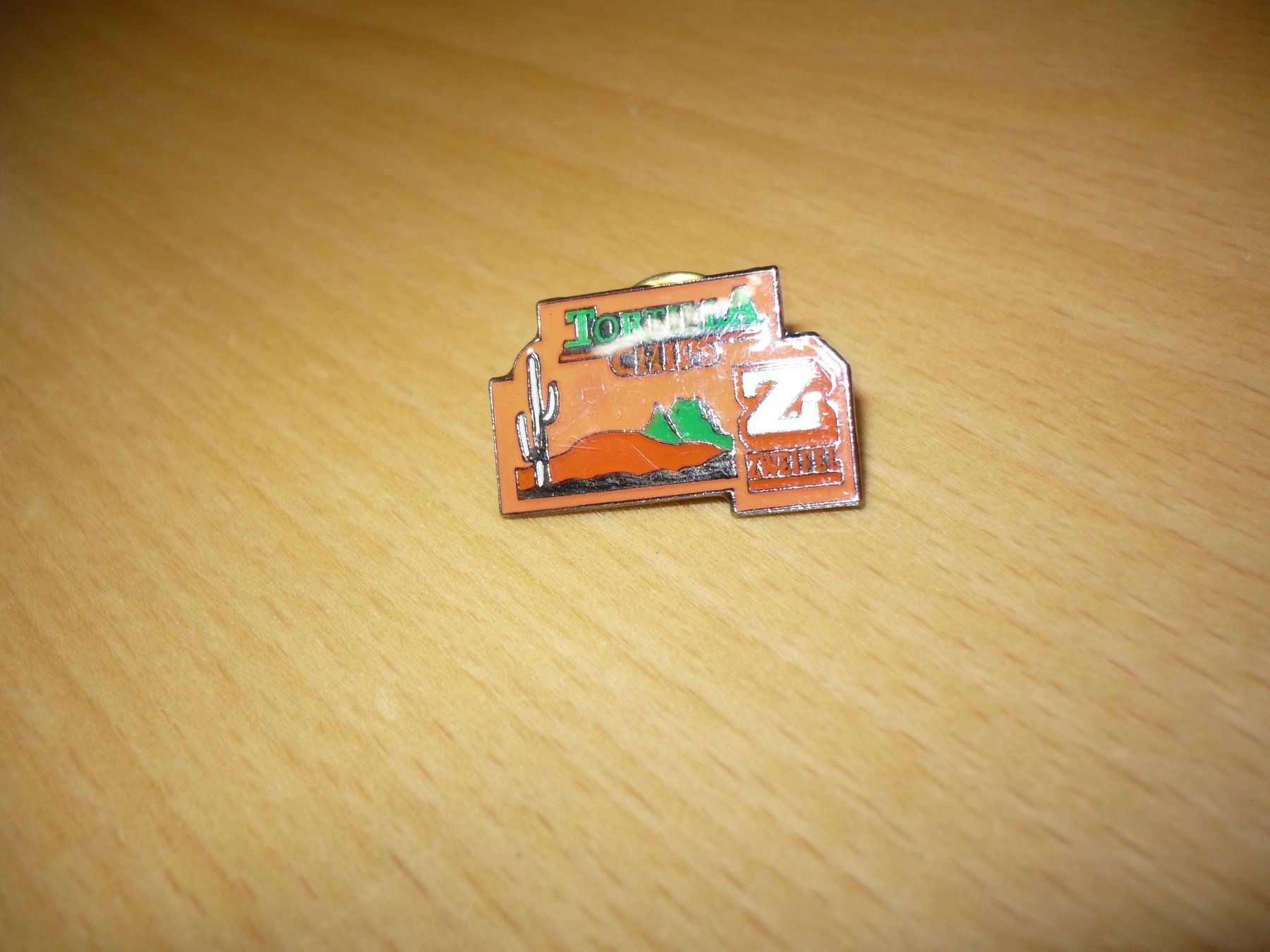Placchette & Badge: Pin Zweifel Chips Torilla – Nuovo (secondo la descrizione) da Merzligen venduto da Marthe22 1