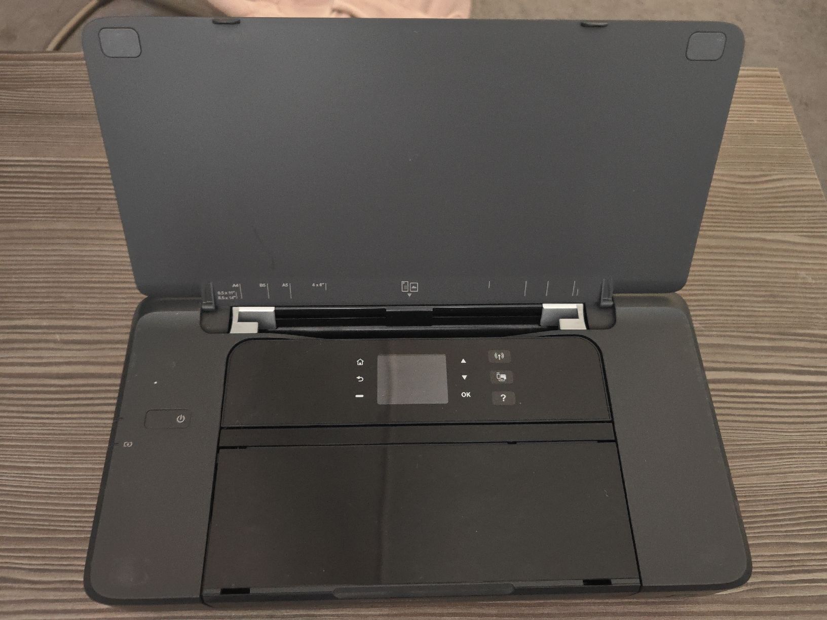 Imprimantes: HP OfficeJet 200 Mobile Printer Def.  – Défectueux à Horgen par GranitM 1