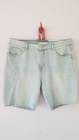 Bermuda jeans mom taille 44 ample zebra