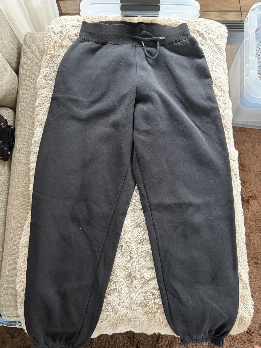 Lotti di vestiti: 3 Paar Jogginghosen – Usato da Freienbach venduto da dan_9rjy 6