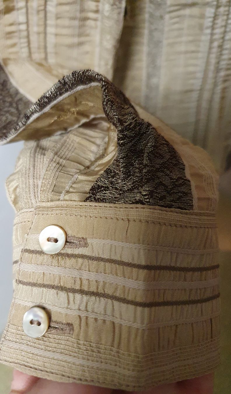Blusen: Neu: "Wallmann" / edle Bluse Gr. 42 / Braun Töne – Neu (gemäss Beschreibung) aus Muri AG von Edlerweiss 4