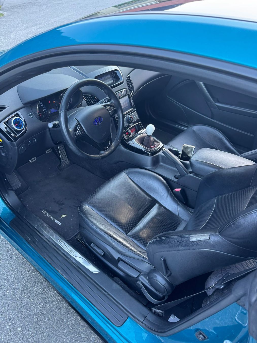 Hyundai Automobili: Hyundai Genesis 2.0T – Usato da Martigny venduto da Szymon2 2