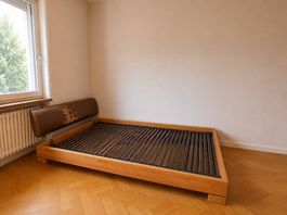 Holzbett mit Lattenrost  gekauft bei Pfister