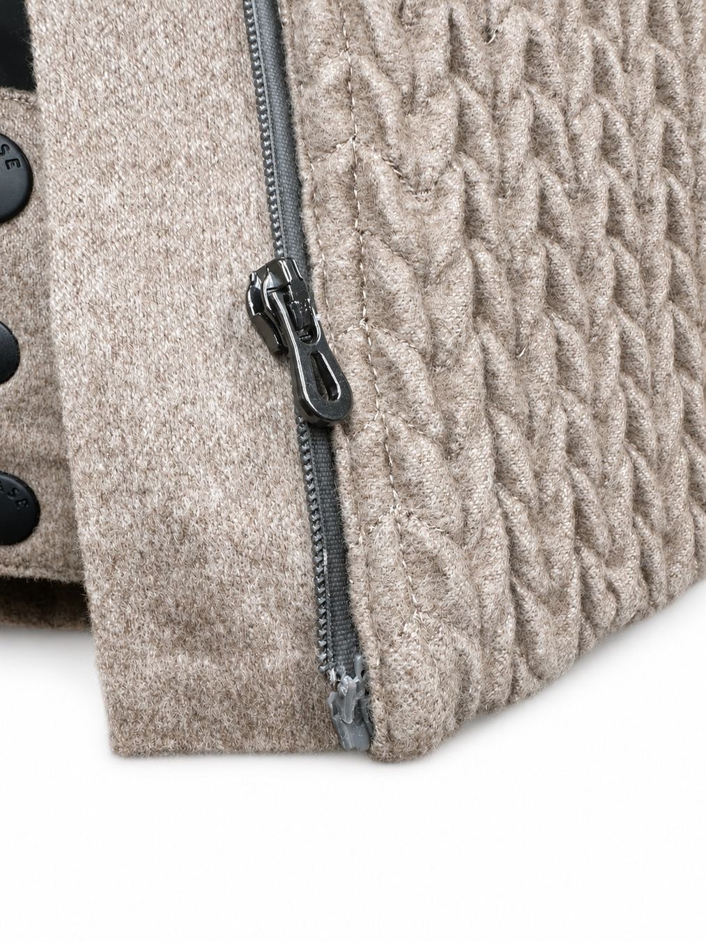 Jacken: SEASE Armor Jacket 2.0 Oyster – Grösse 2 – Defekt aus Münchenstein von rev_x5tb 4