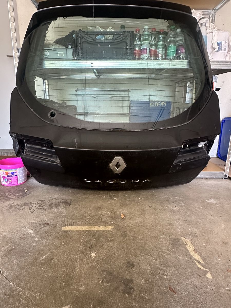 Renault Tutti pezzi di ricambio auto: Renault Laguna, Heckklappe/Heckscheibe – Usato da Dielsdorf venduto da Luigi1989 1