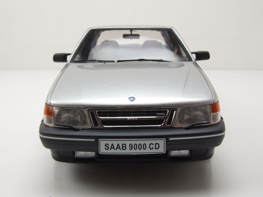 Saab 9000 CD Turbo 1988-1994 silber met. / schwarz 1:18 (Neu und ...