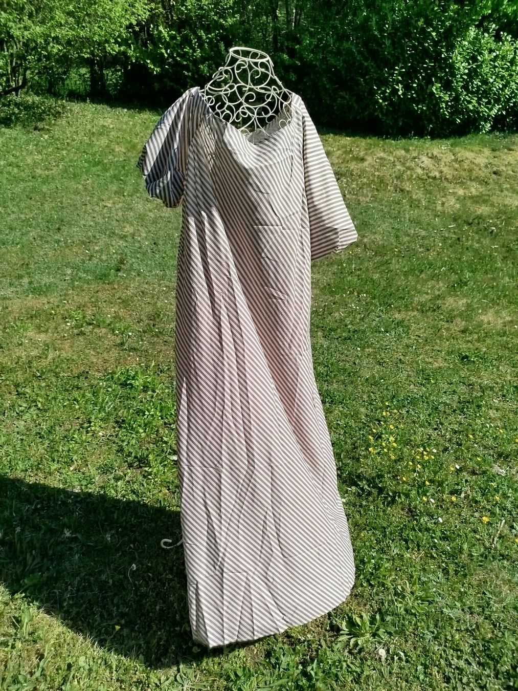 Vestiti: Sublime robe à rayures, couleur beige, taille XL – Nuovo e nell'imballaggio originale da Porrentruy venduto da Olifante 5