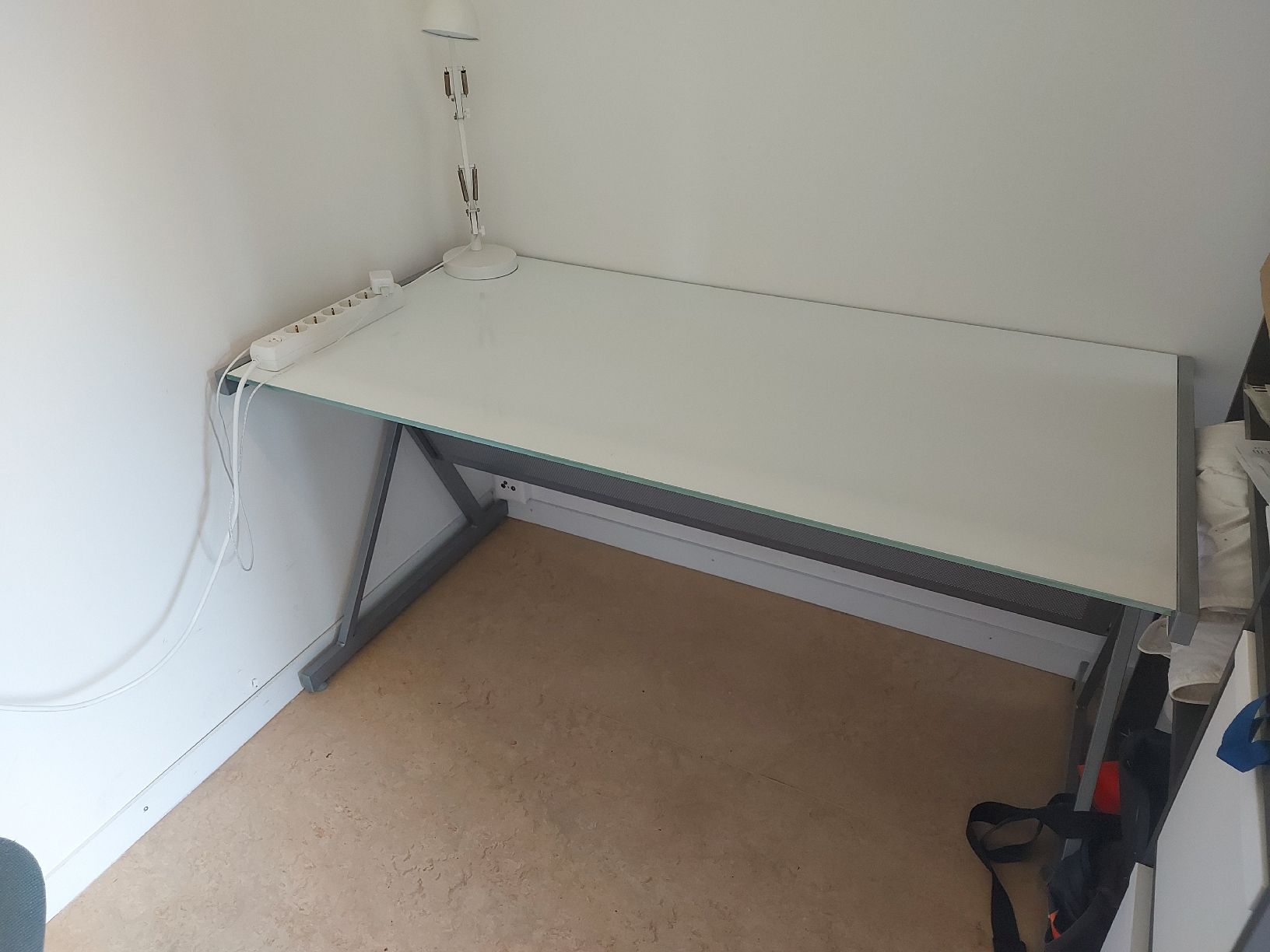 Schreibtische: Büro 140x70cm – Gebraucht aus Bern von rob_qf6l