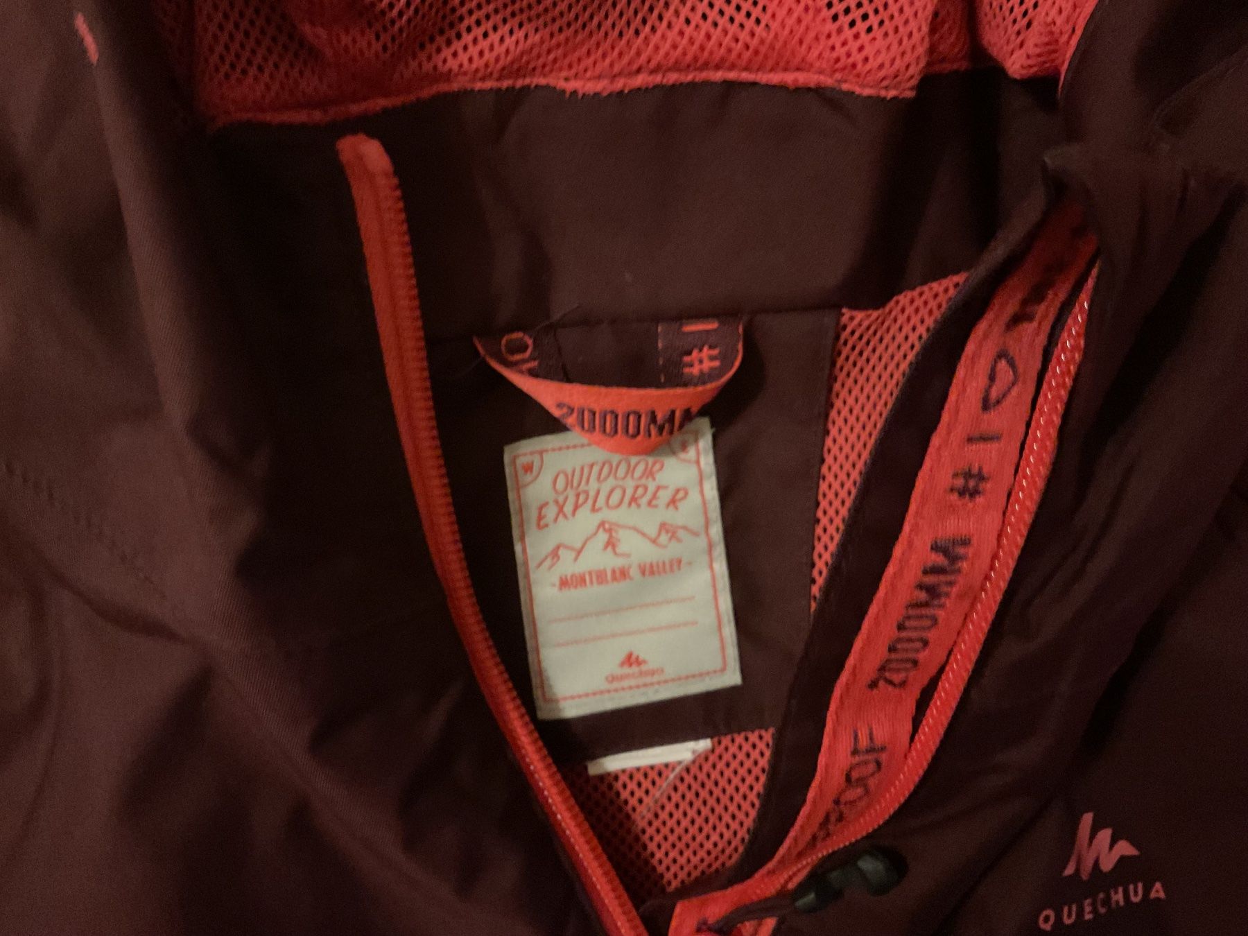 Decathlon Giacche & Cappotti: Quechua Kinder Regenjacke Grösse 146/152 – Usato da Pfeffingen venduto da Marc4148 1