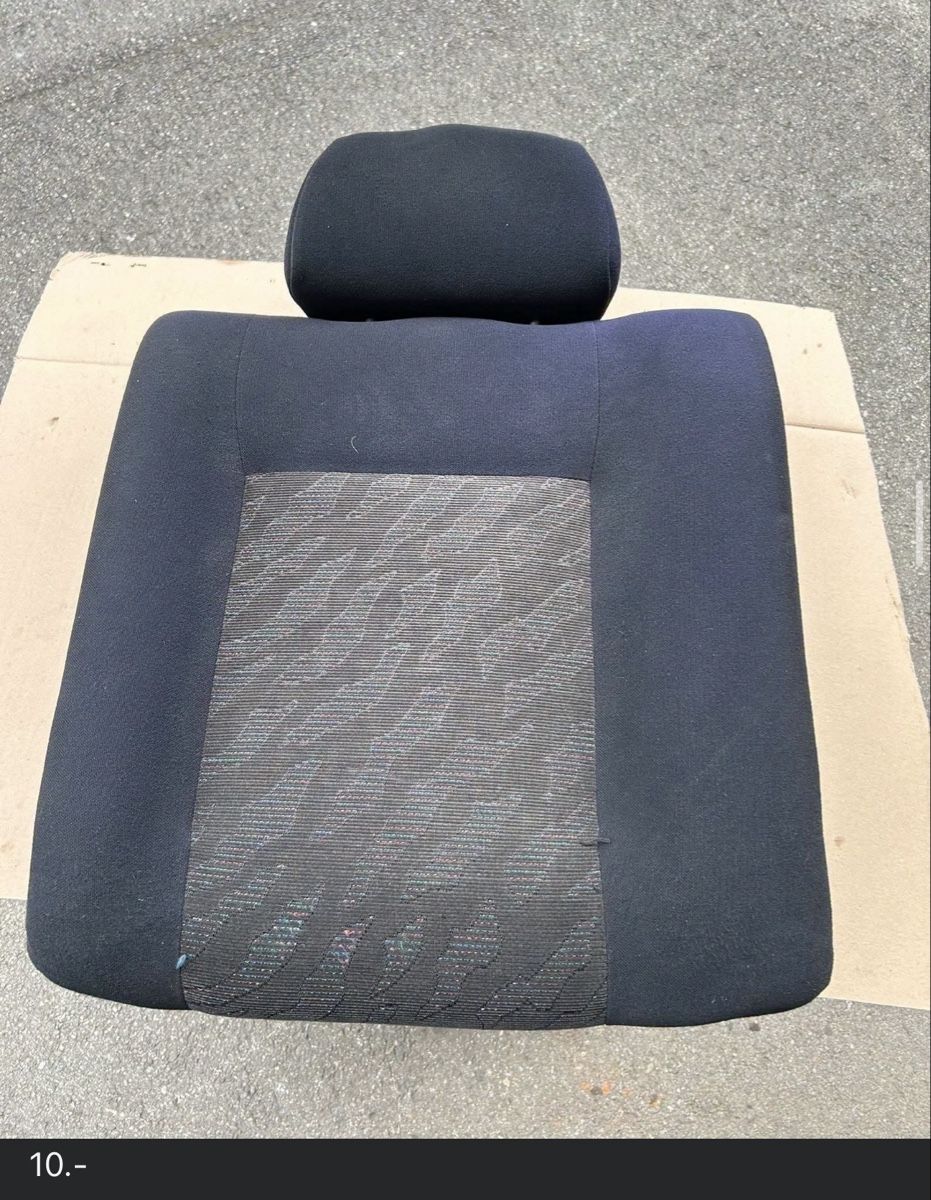 Volkswagen Tutti pezzi di ricambio auto: Sièges / banquettes VW vento / golf 3 – Usato da Muraz (Collombey) venduto da Wolfdog1978 8
