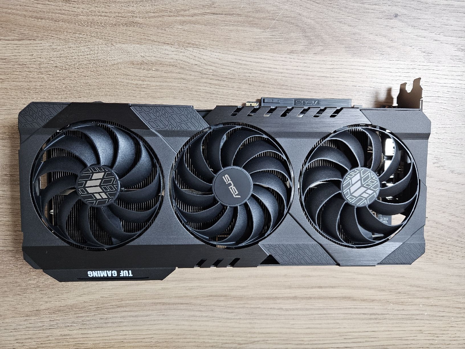 Asus Schede grafiche: AMD Radeon RX 7800XT – Usato da Hölstein venduto da ale_99pd 1