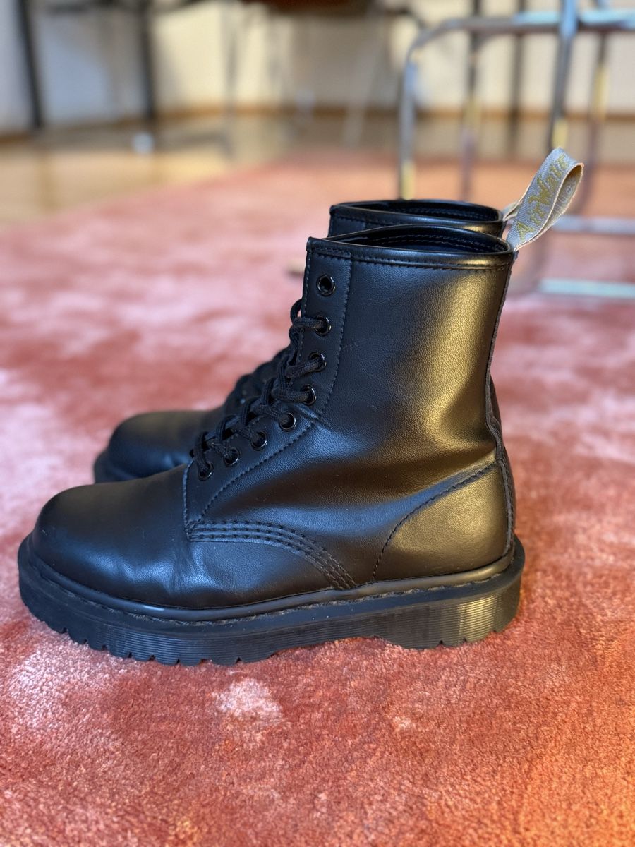 Scarpe da uomo: Dr. Martens 1460 Bex Mono Gr. 38 – Usato da Zürich venduto da camilot 1