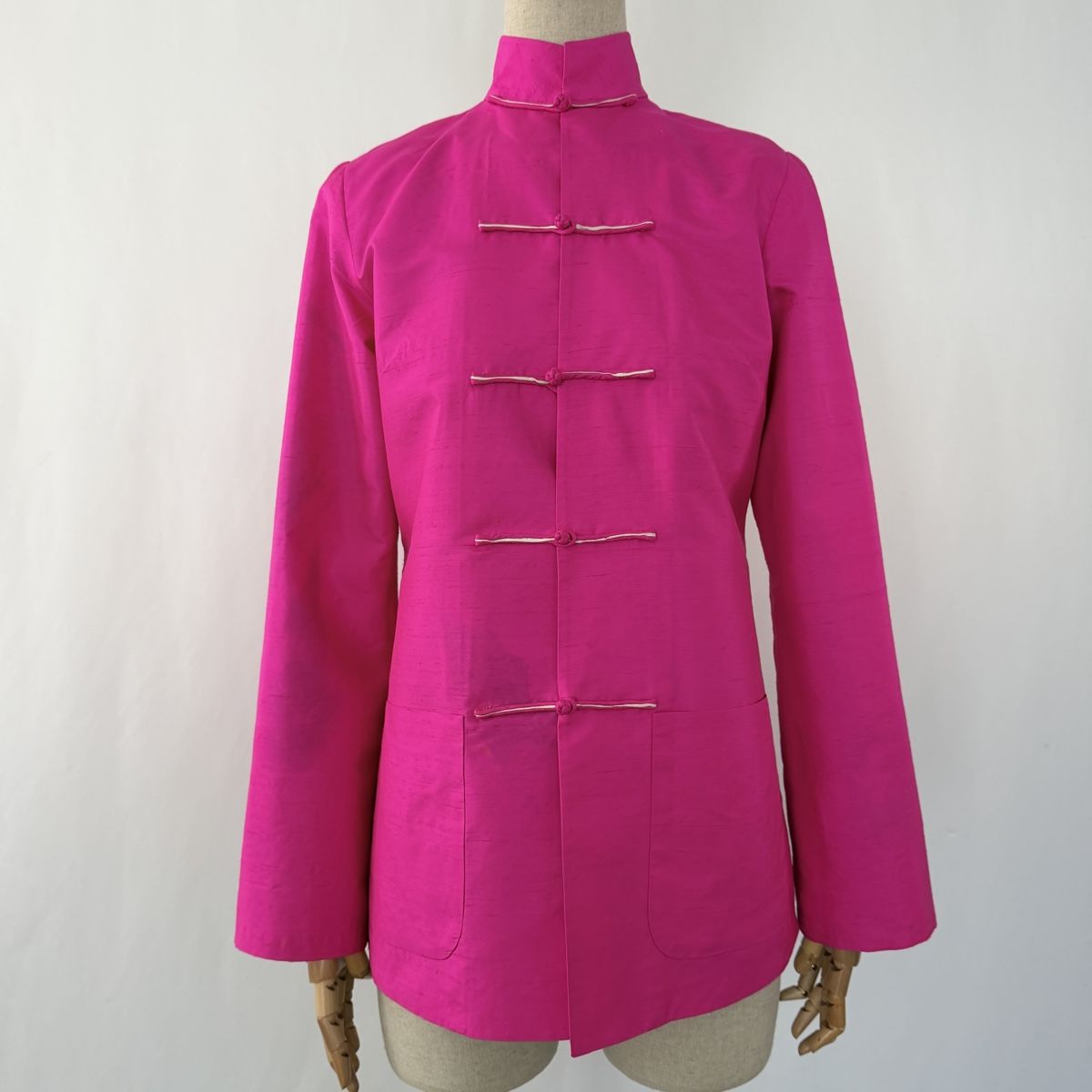 Shanghai Tang Giacche: Shanghai Tang silk blazer – Usato da Freienbach venduto da Avviivva_Shop