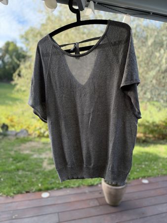 Haut Galeries Lafayette gris brillant taille 04