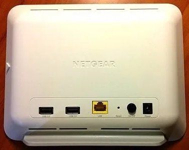 Netgear Modem & Router: Netgear Arlo Base Station VMB3000 – Original Arlo Hub – Usato da Zuchwil venduto da Beppe_25.3 3