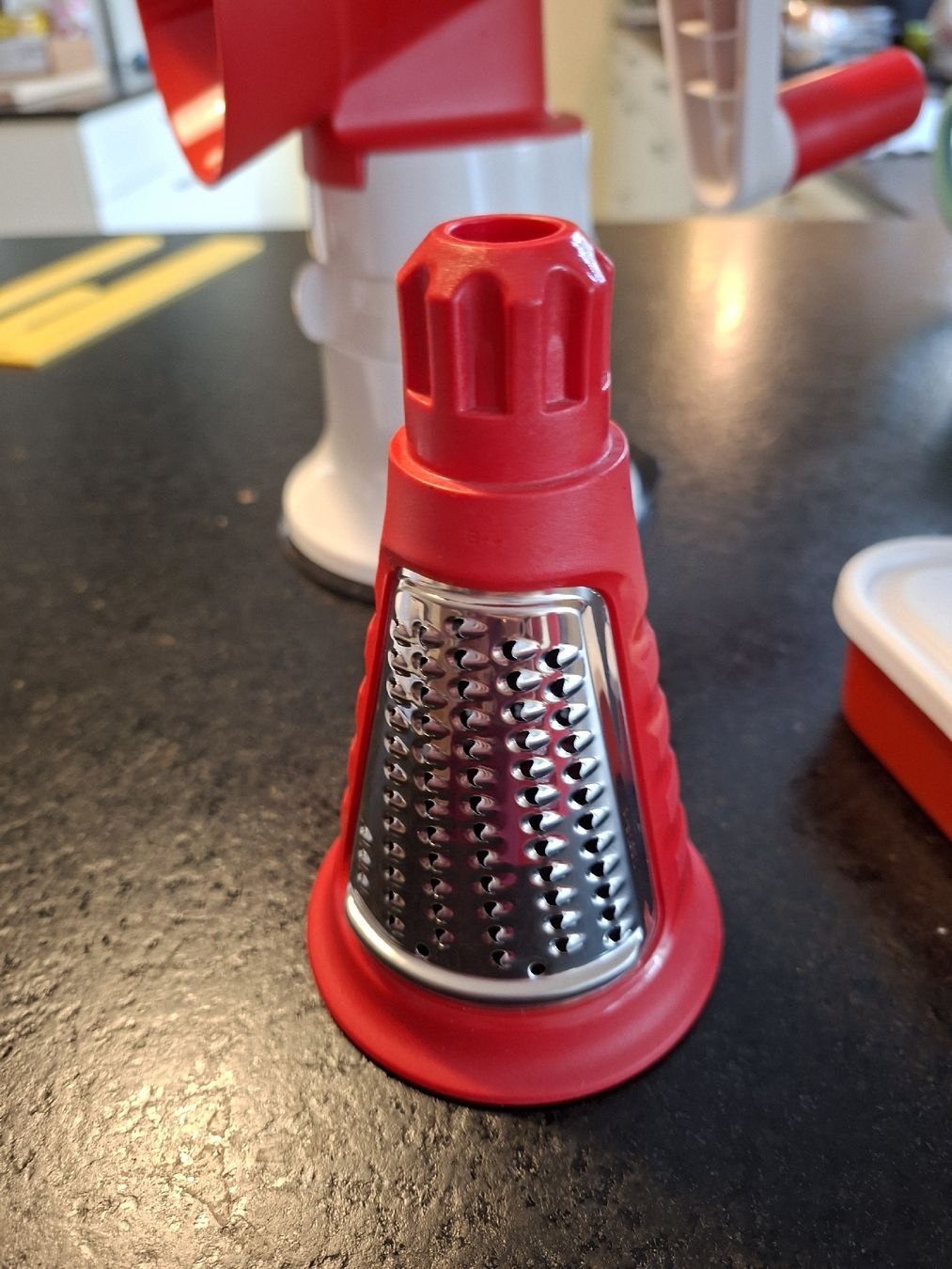 Tupperware Elettrodomestici da cucina: Tupperware FusionMaster System Reibe  – Nuovo (secondo la descrizione) da Meinisberg venduto da Destiny1972 5