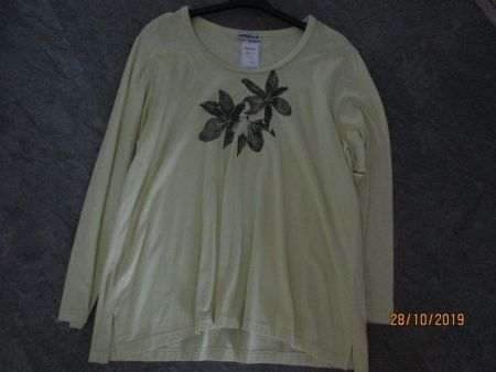 sehr schöner Shirt Pullover 44