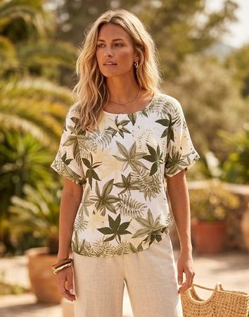 Wunderschöne Bluse aus 100% Cotton eher Gr.M  NEU