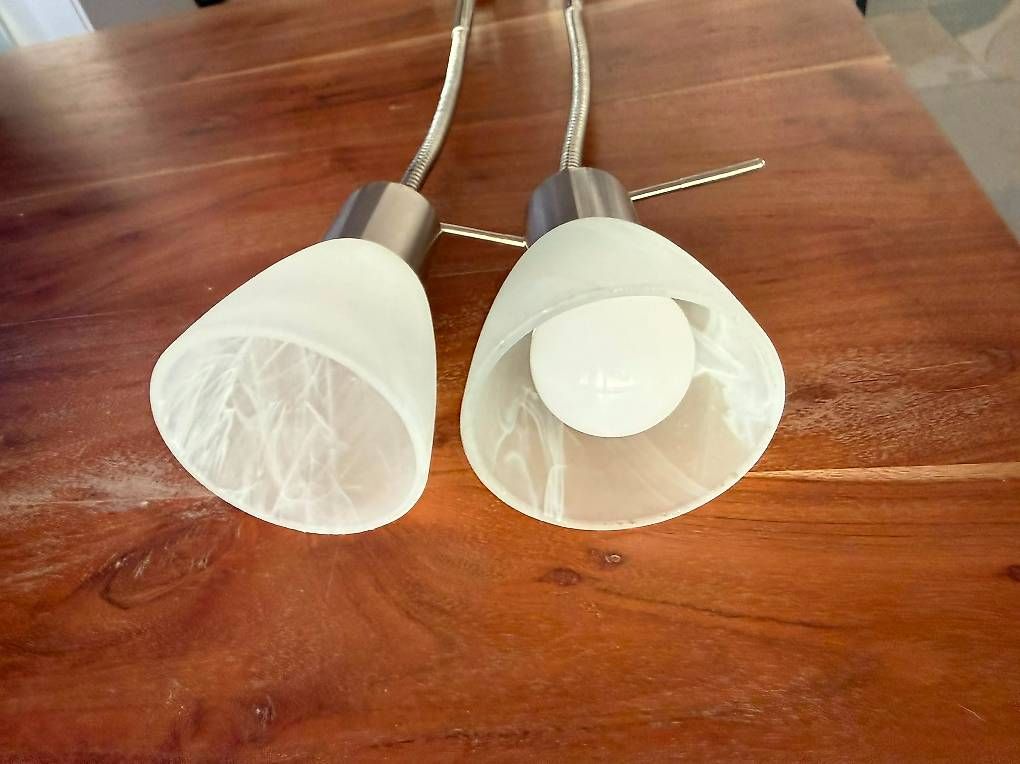 Lampade: 2 flexible Steckdosenlampen mit Glasschirm – Usato da Zollikofen venduto da hri_r8pr 3