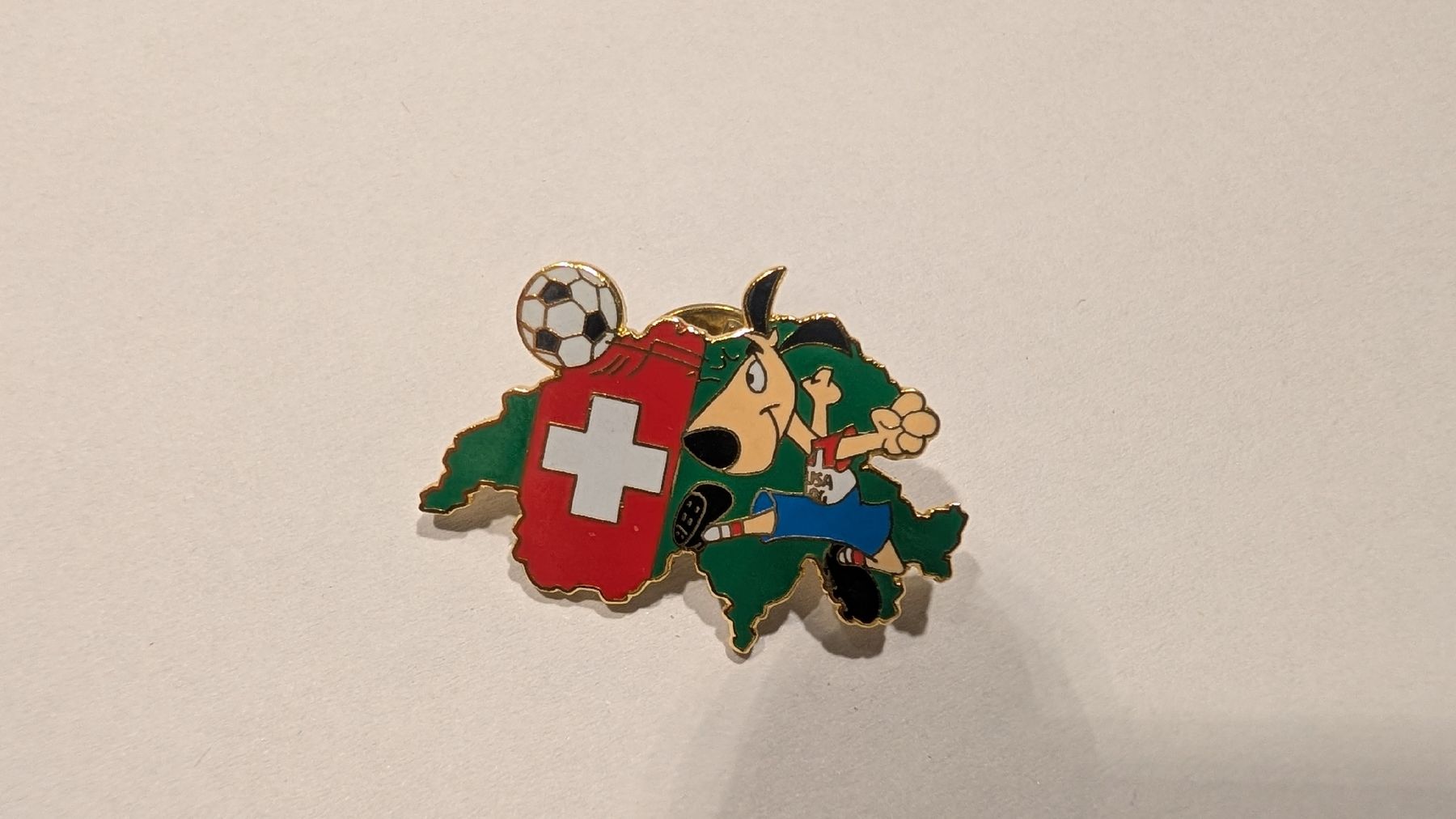 Placchette & Badge: Pins Worldcup USA 94 Maskottchen Striker – Usato da Olten venduto da NicoOnline 6