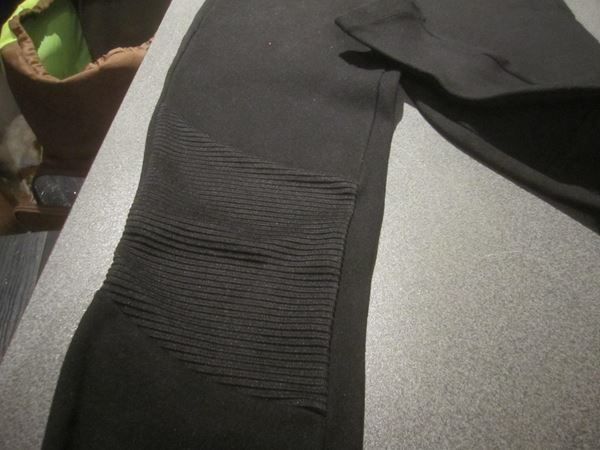 Pantaloni: Hose ca. Grösse 36, schwarz – Usato da Zürich venduto da abraxas1291 1