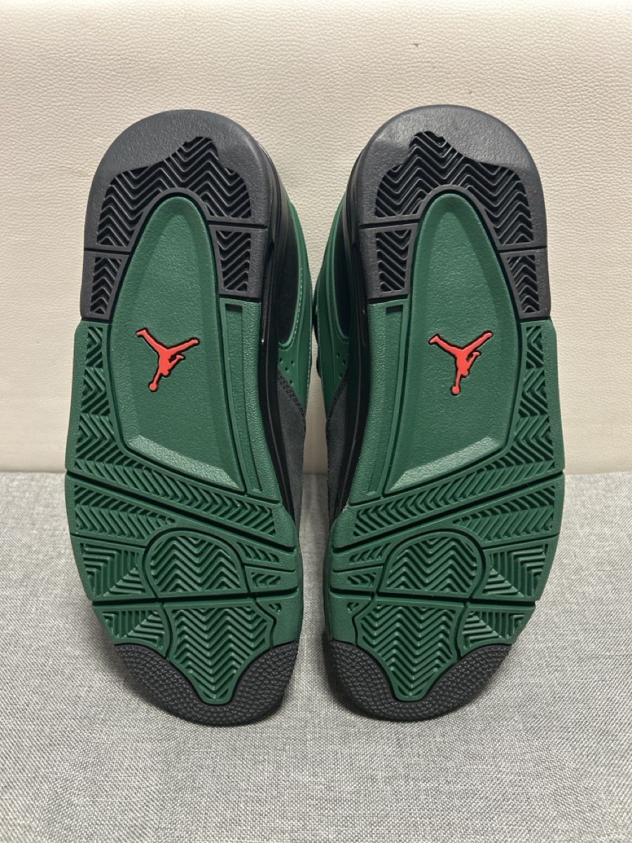 Nike Scarpe da uomo: Nike Air Jordan 4 RM Taille 40 – Nuovo (secondo la descrizione) da la chaux-de-fonds venduto da swann88 5