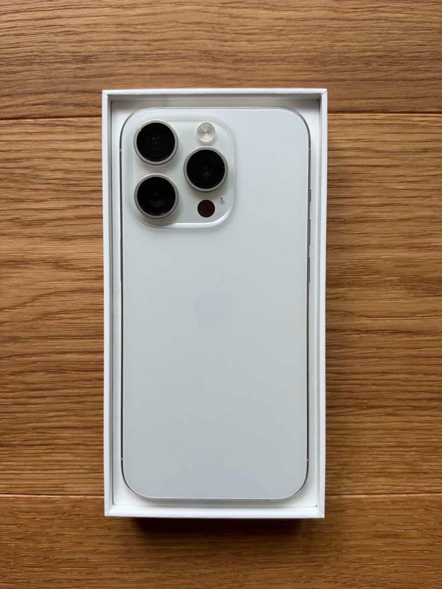 Apple Handys / Smartphones: Apple iPhone 15 Pro | 128 GB | Titanium Weiss – Gebraucht aus Root von jag_f6bw 1