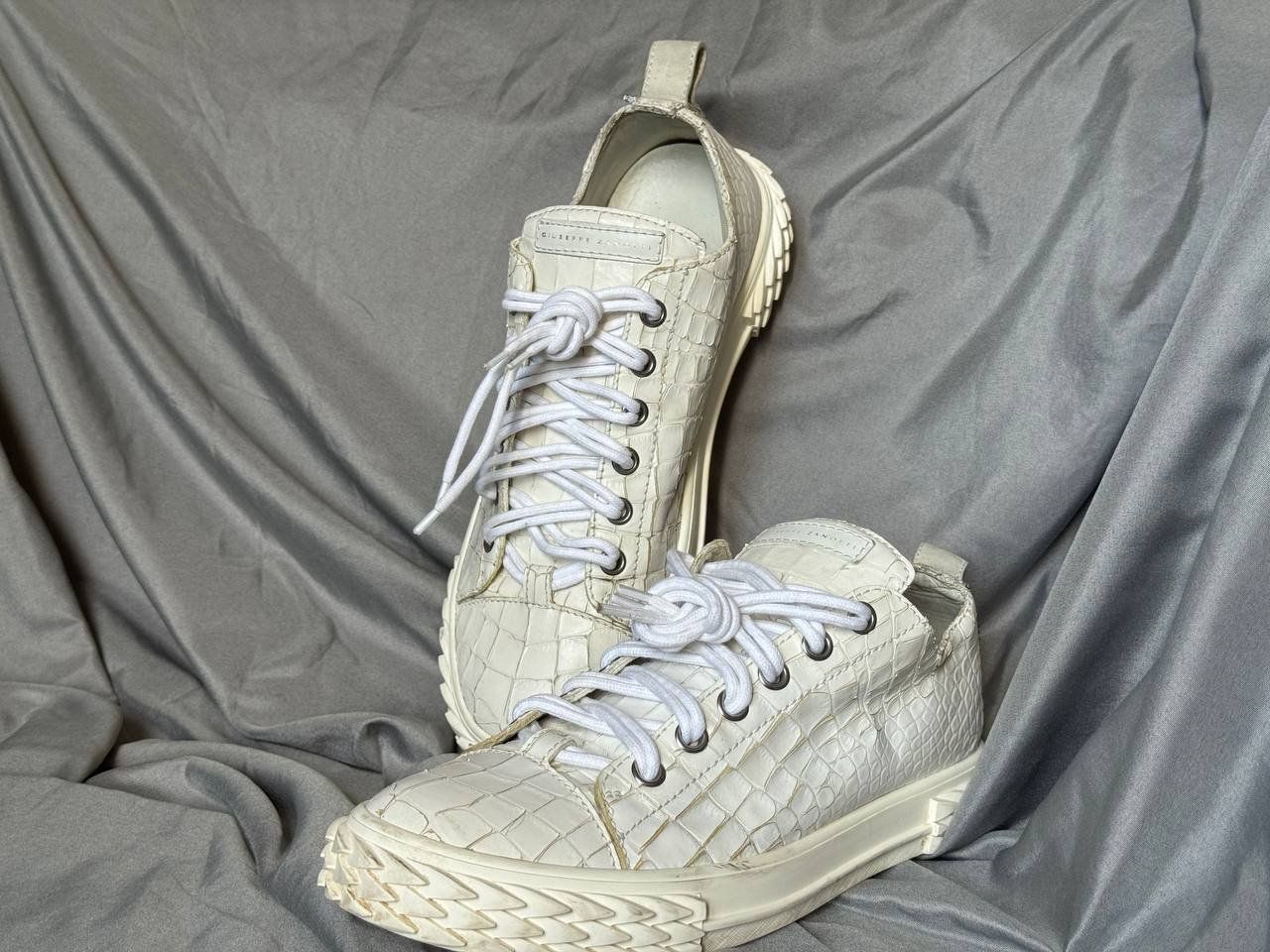 Zanotti Scarpe da uomo: Chaussures Giuseppe Zanotti / Taille 43 – Usato da Cologny venduto da Nayiri