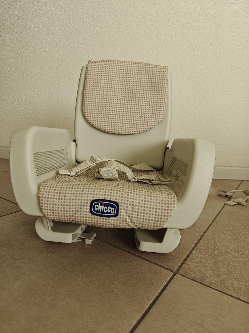 Chicco Sièges auto: Réhausseur Chicco Mode – D'occasion à Biel/Bienne par Jozijoza 1