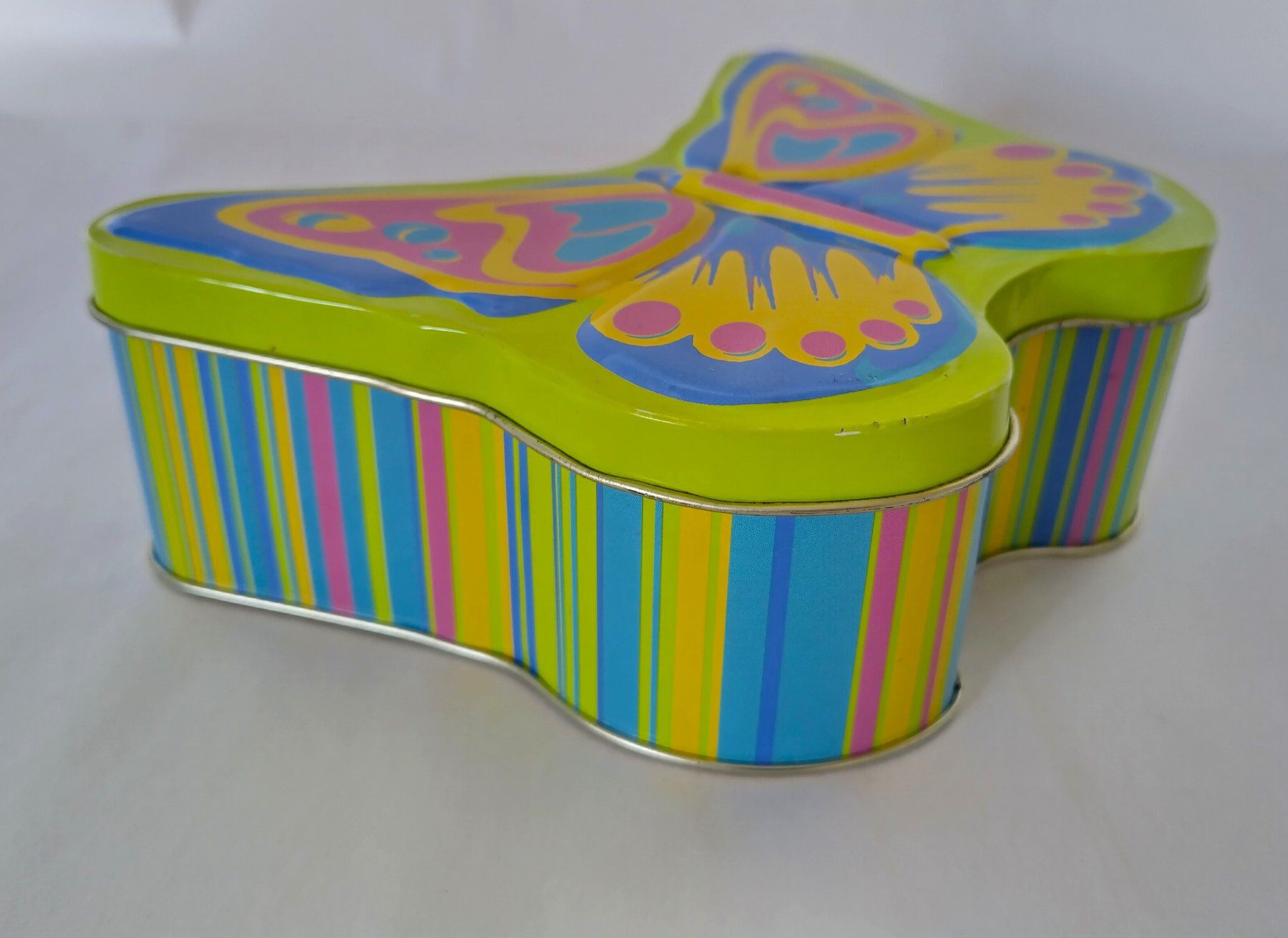Altro in Decorazioni & Accessori: Blechdose "Schmetterling" / Guter Zustand ab Fr. 5.- – Usato da Bellach venduto da JingleJerry 1