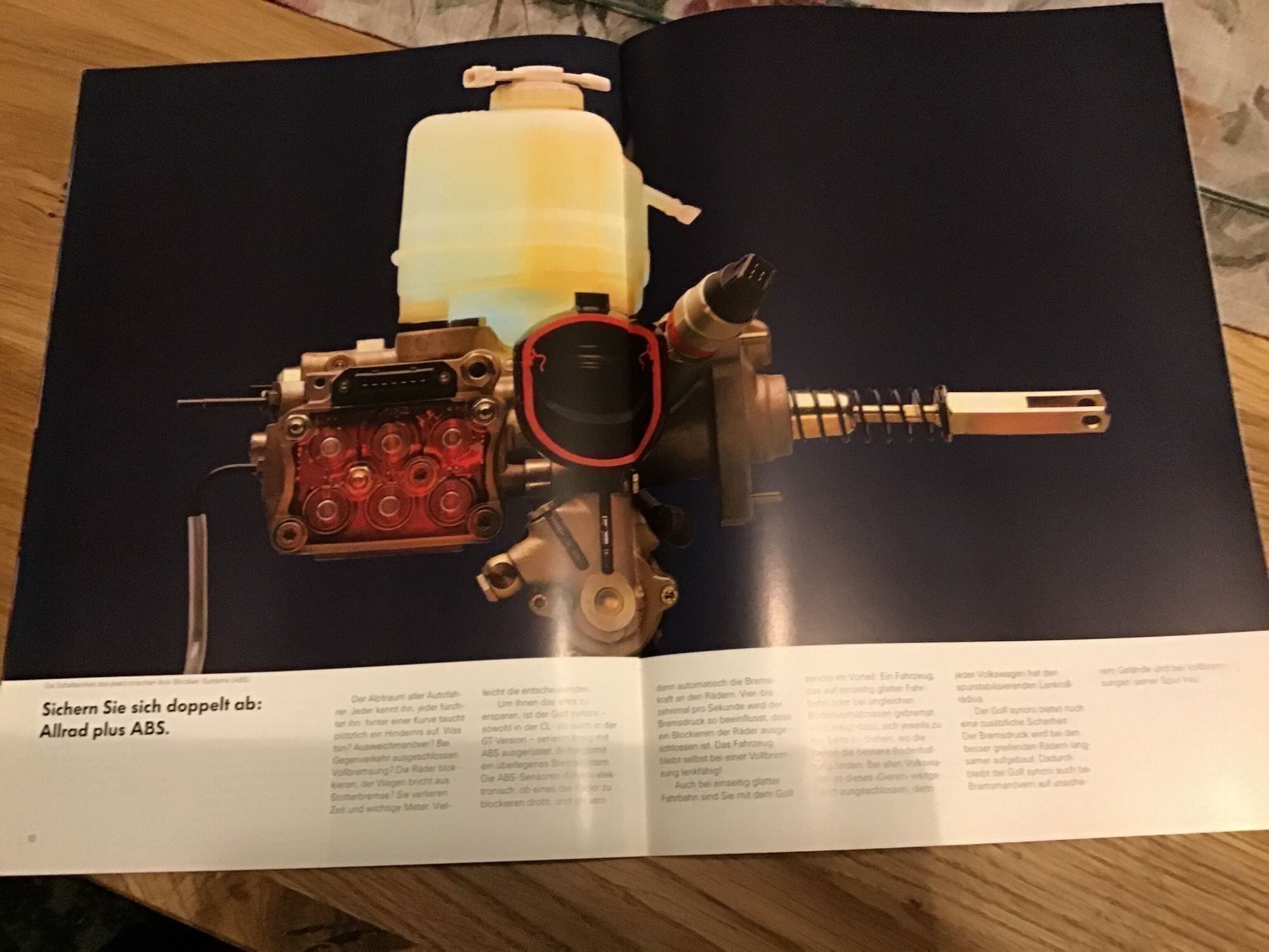 VW Documenti: VW Golf syncro Prospekt 24 Seiten Januar 1990 – Usato da Scherzingen venduto da Starseller62 4