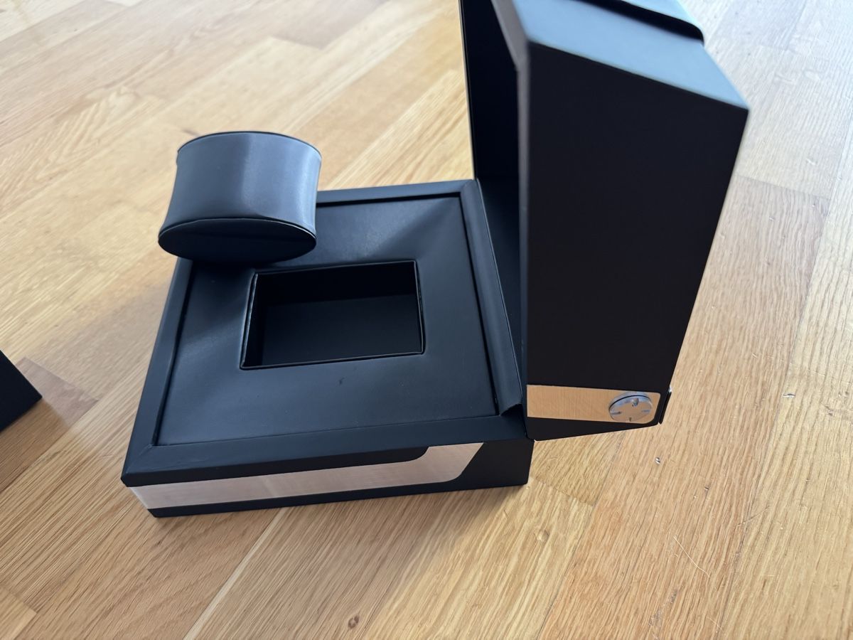 Certina Uhren: Neue Certina Uhren Box schwarz – Neu und originalverpackt aus Bettlach von Tradenet100 5