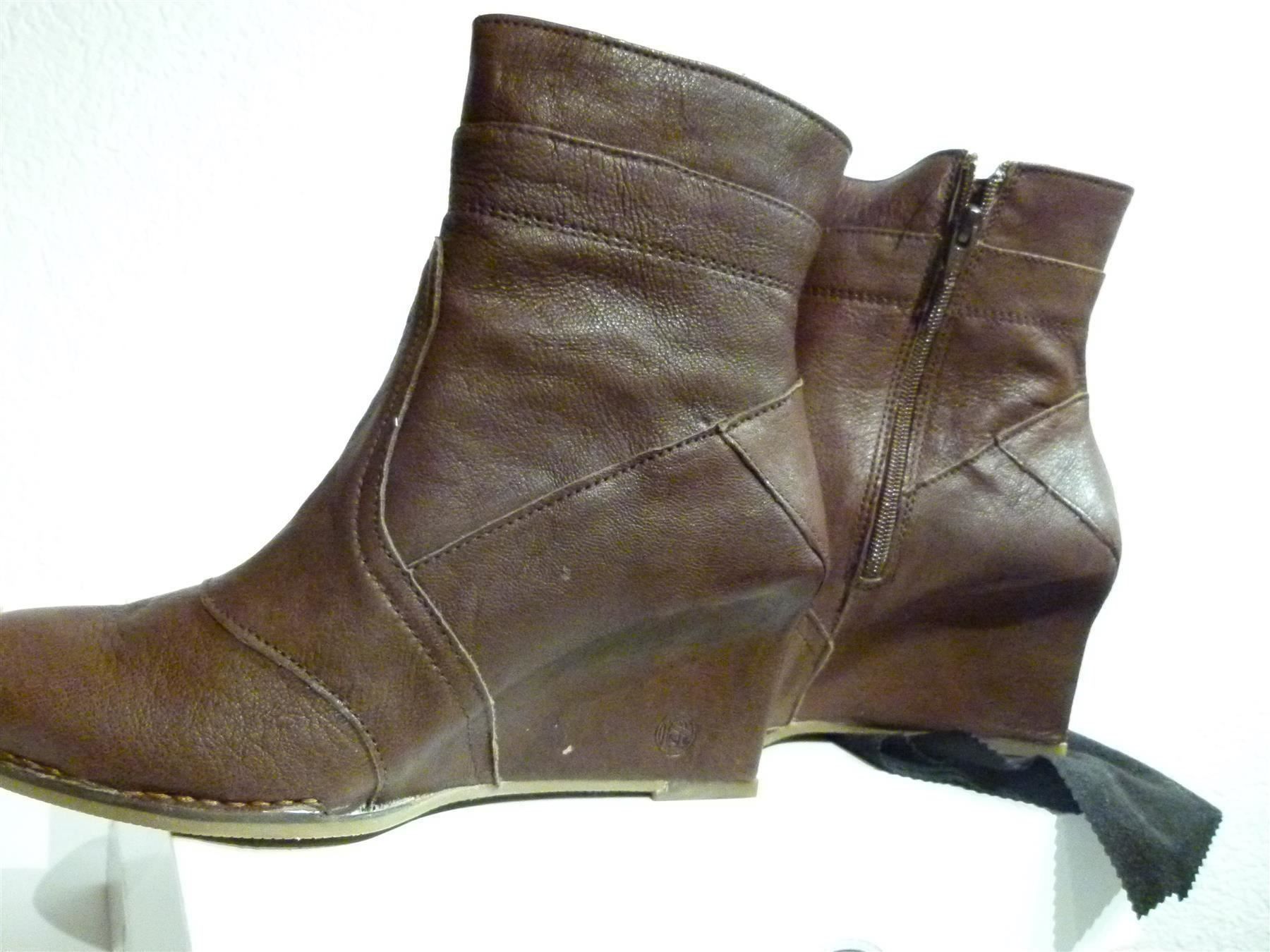 Neosens Scarpe da donna: Neosens Leder Stiefel Gr.40 Lp,268Fr. – Nuovo (secondo la descrizione) da Uerkheim venduto da Justi.y 6