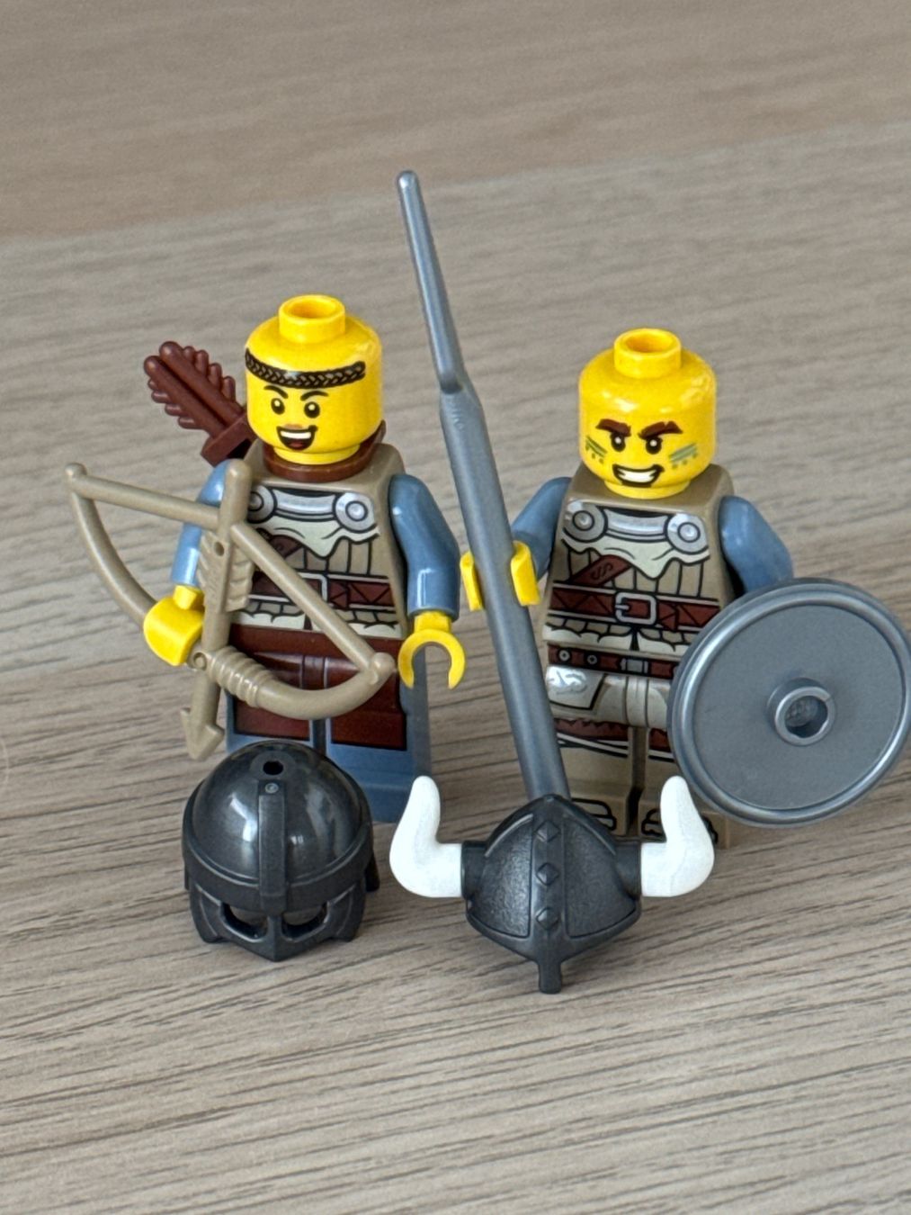 Lego Statuette: Lego Minifiguren Söldner Viking x2 Neu – Nuovo (secondo la descrizione) da Neuhausen am Rheinfall venduto da mic_m9bp 1